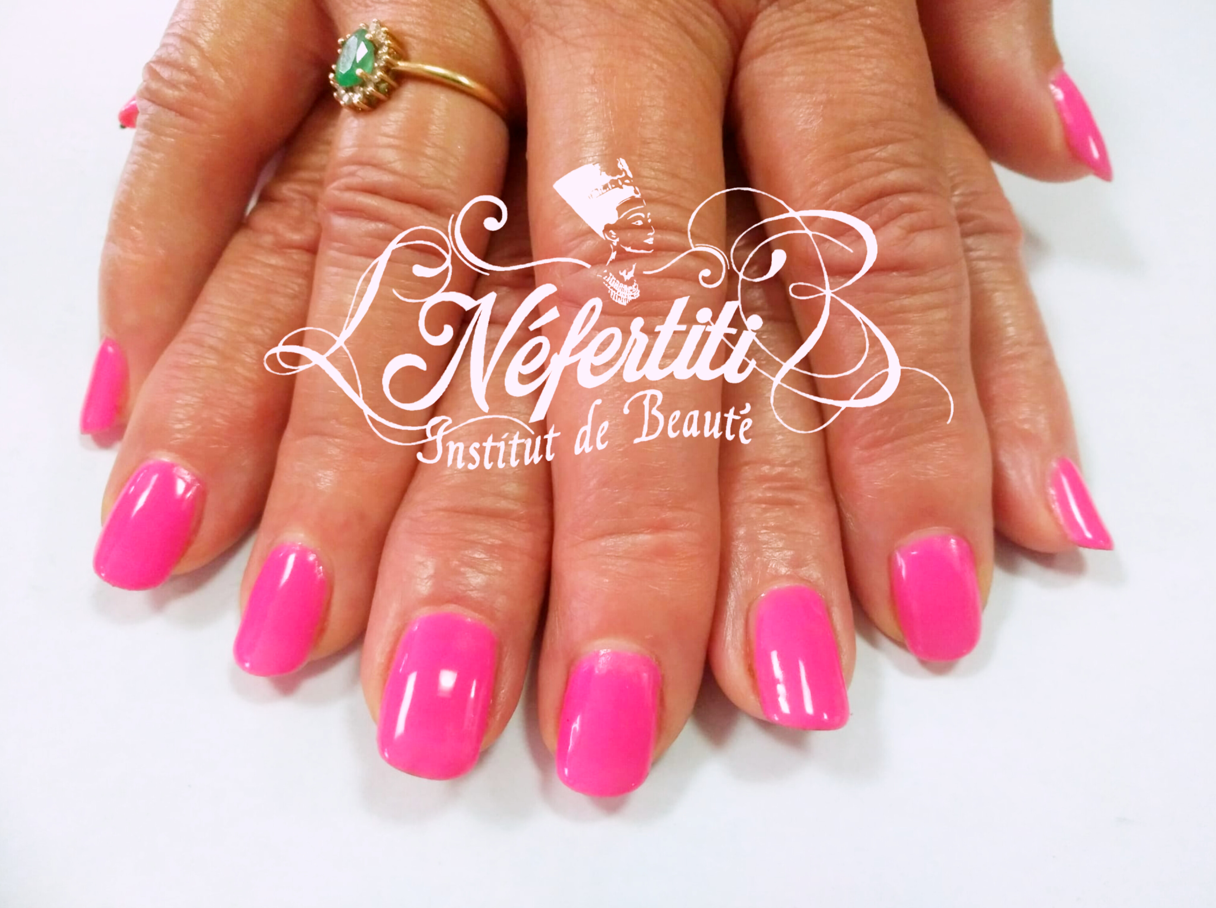 Photo de la catégorie BEAUTE DES MAINS