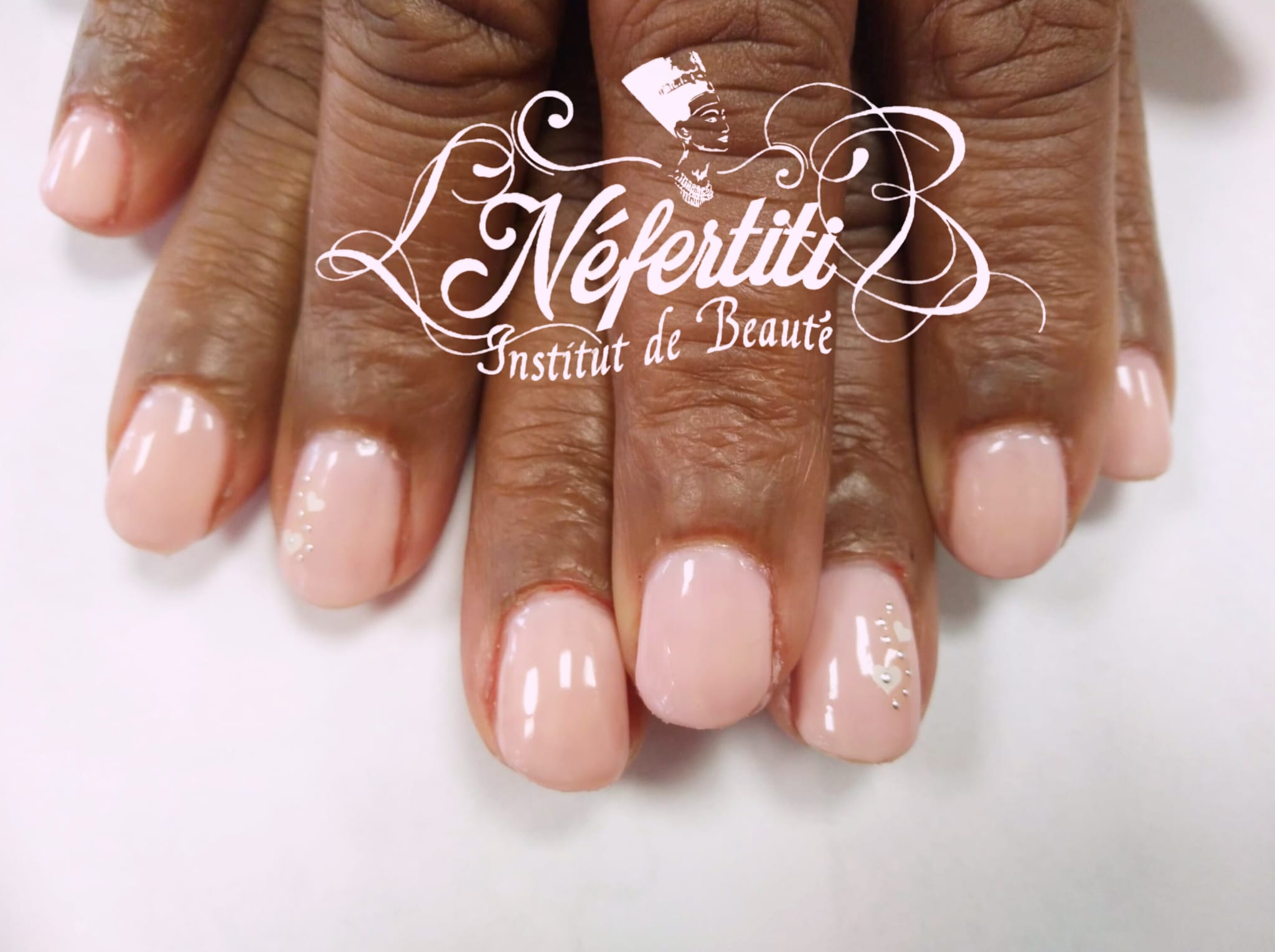 Photo de la catégorie BEAUTE DES MAINS